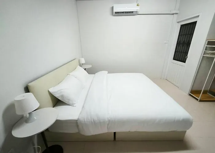Chanom House